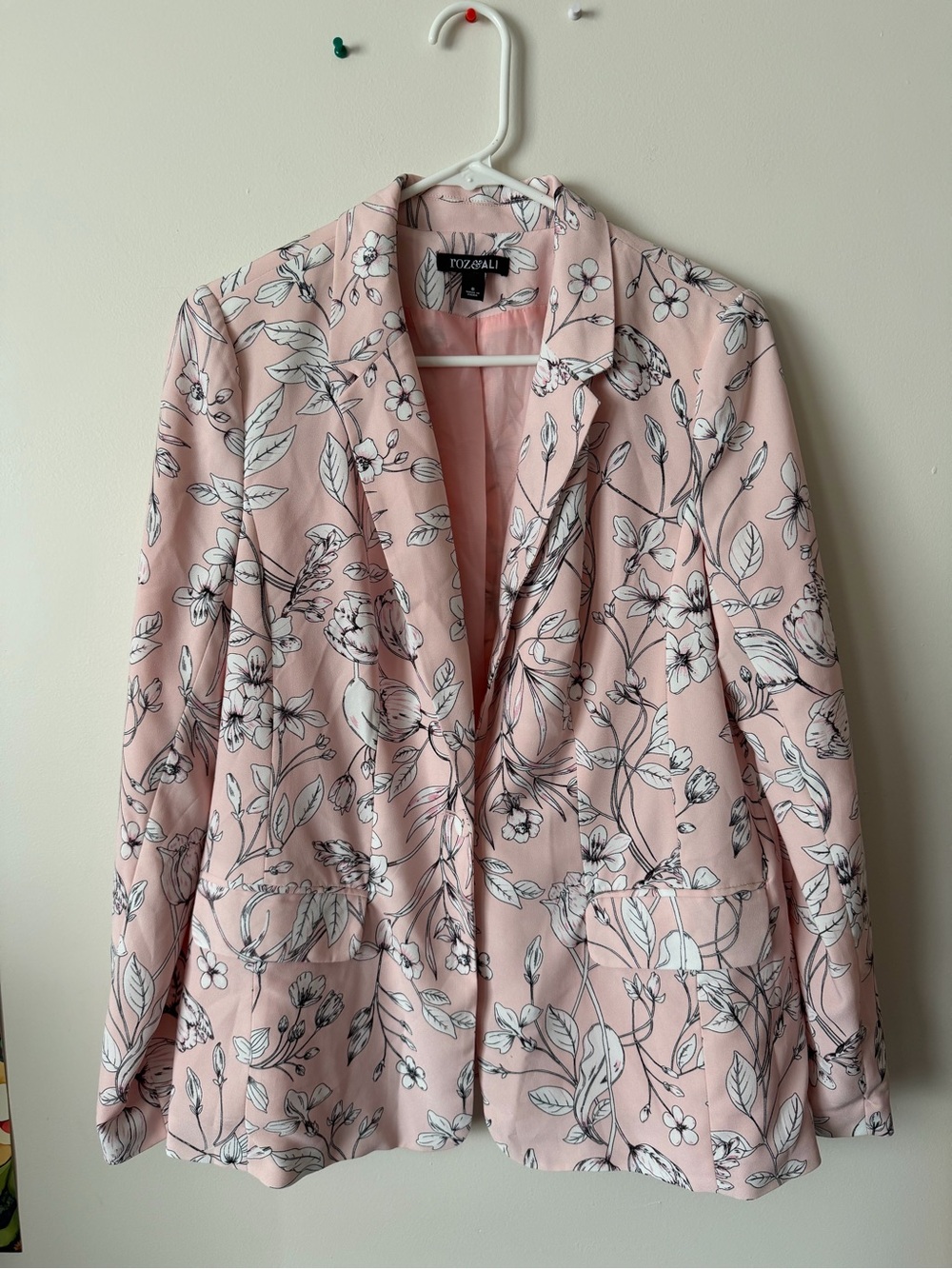 Roz & Ali Blush Pink Floral Notch Lapel Blazer